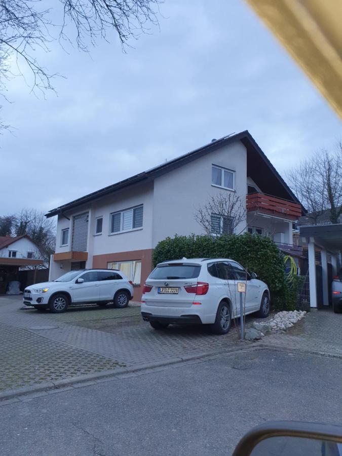 Ferienwohnung Zum Schlossblick Naehe Europa Park Mahlberg Luaran gambar